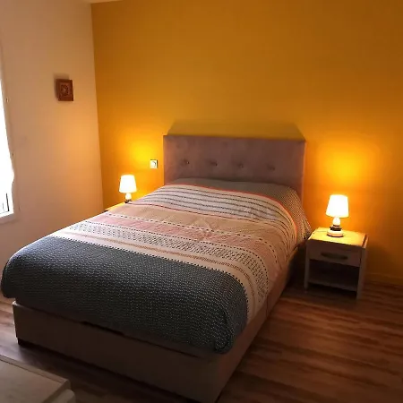 Holiday home Les Jacinthes